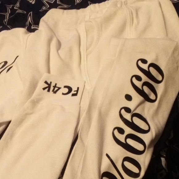 Thermal set....FC4K Fistchallenge4kids Thermal set (small) - Picture 4 of 5